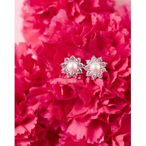 Daily Wear Pearl & Diamond Flower Studs