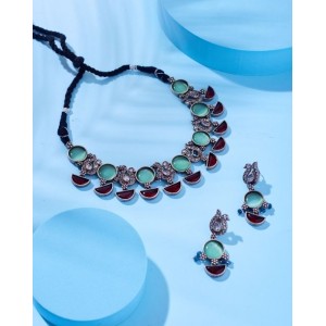 Paro Necklace