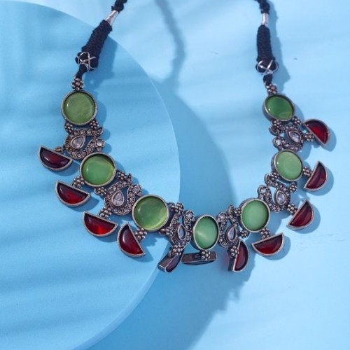 Paro Necklace