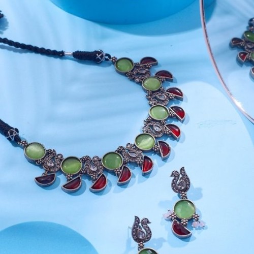 Paro Necklace