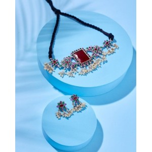 Saanchi Choker