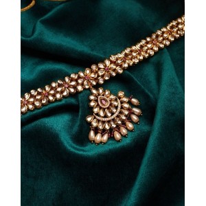 Pariza Chaand Necklace