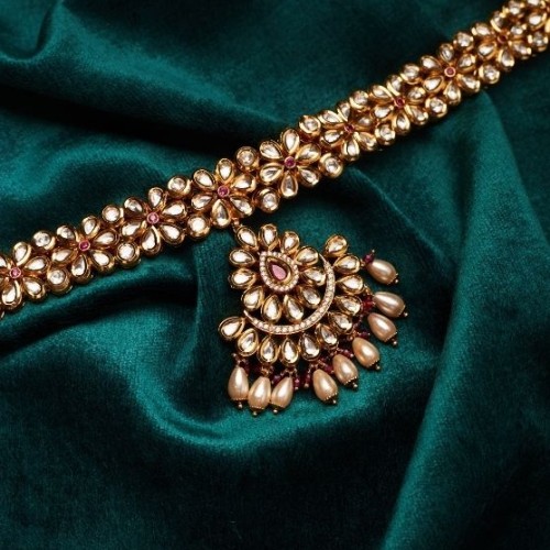 Pariza Chaand Necklace