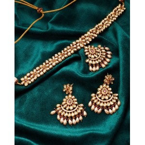 Pariza Chaand Necklace