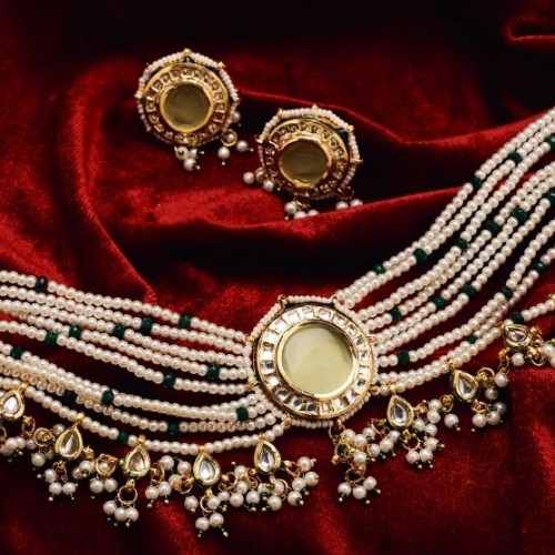 Zubeida Kundan & Pearl Choker