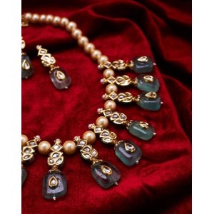 Zeena Kundan & Pearl Necklace