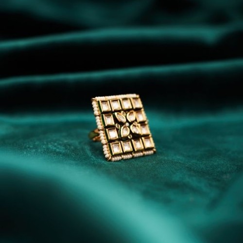 Square Kundan Cocktail Ring